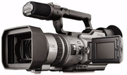 Продам видеокамеру SONY VX2100E Pal + ширик